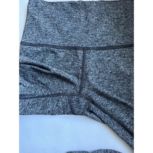 Lululemon Wunder Under Hi-Rise 7/8 Tight 25" in Heathered Black Size 4 - Picture 6 of 9